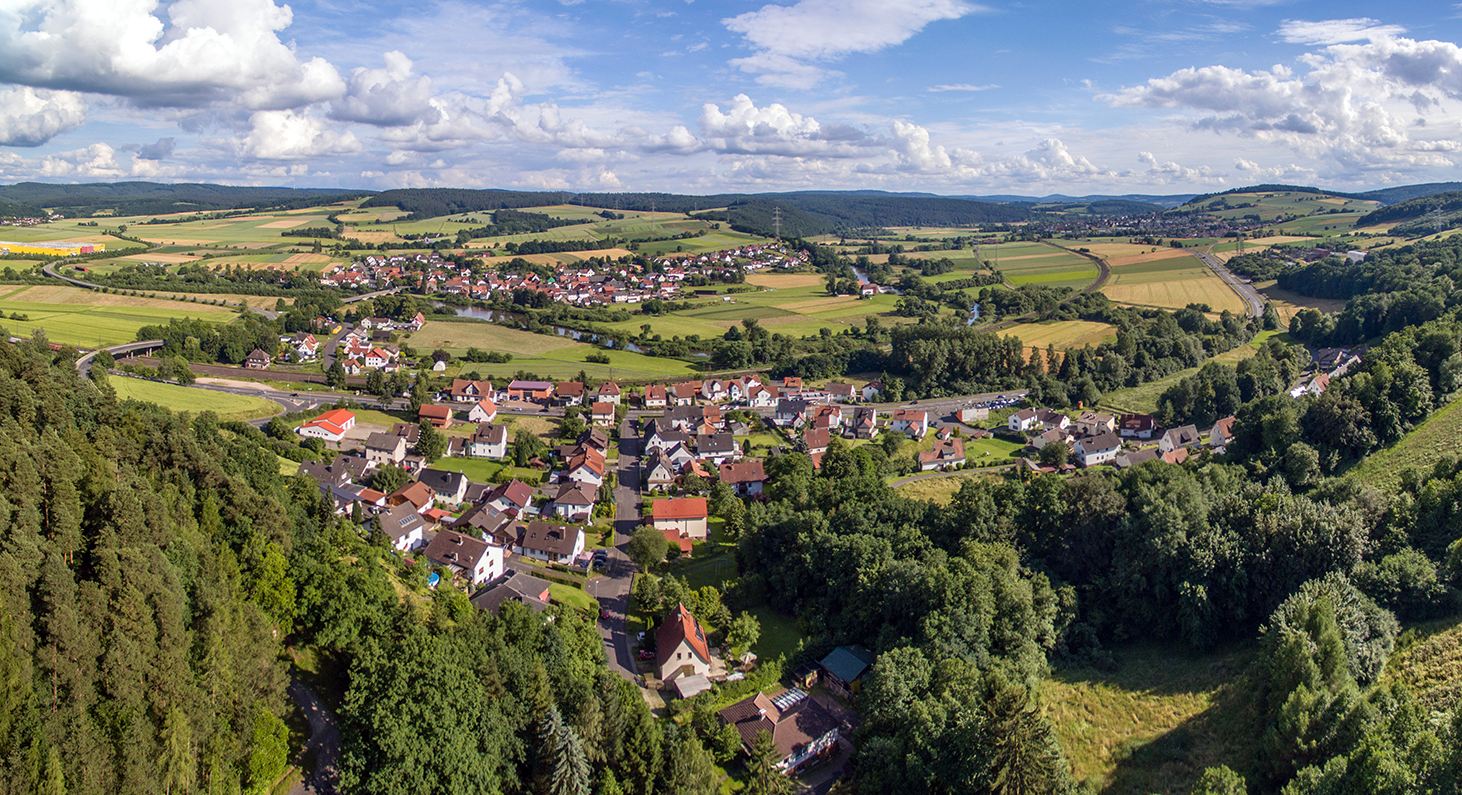 Luftaufnahme von Mecklar im Fuldatal